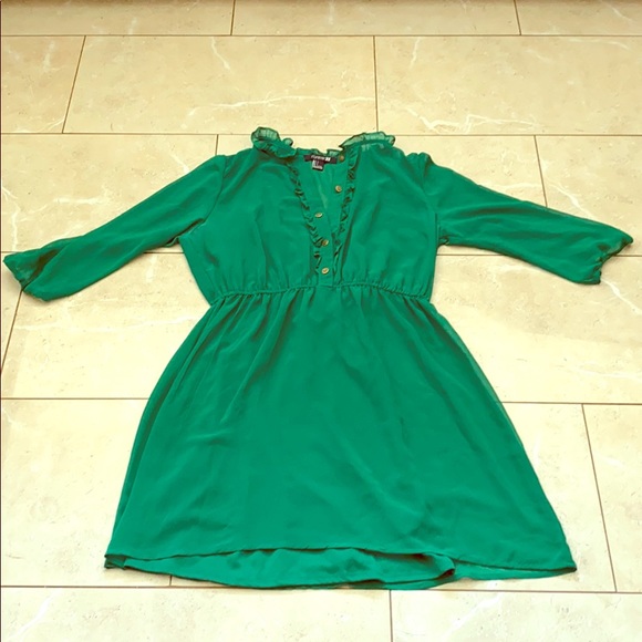 Forever 21 emerald green dress - Picture 1 of 6